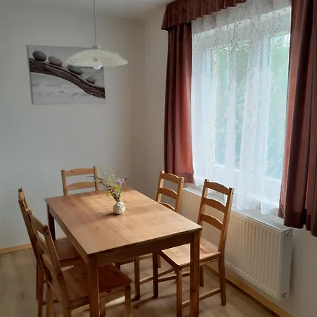 Field Flower Apartament *